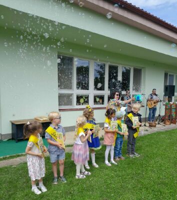 Pasování s Kůzletem a vítání nových dětí do MŠ